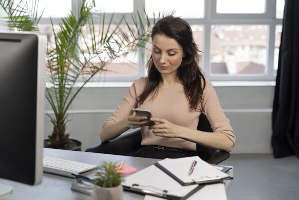 El uso de redes sociales en el trabajo puede ser motivo de despido